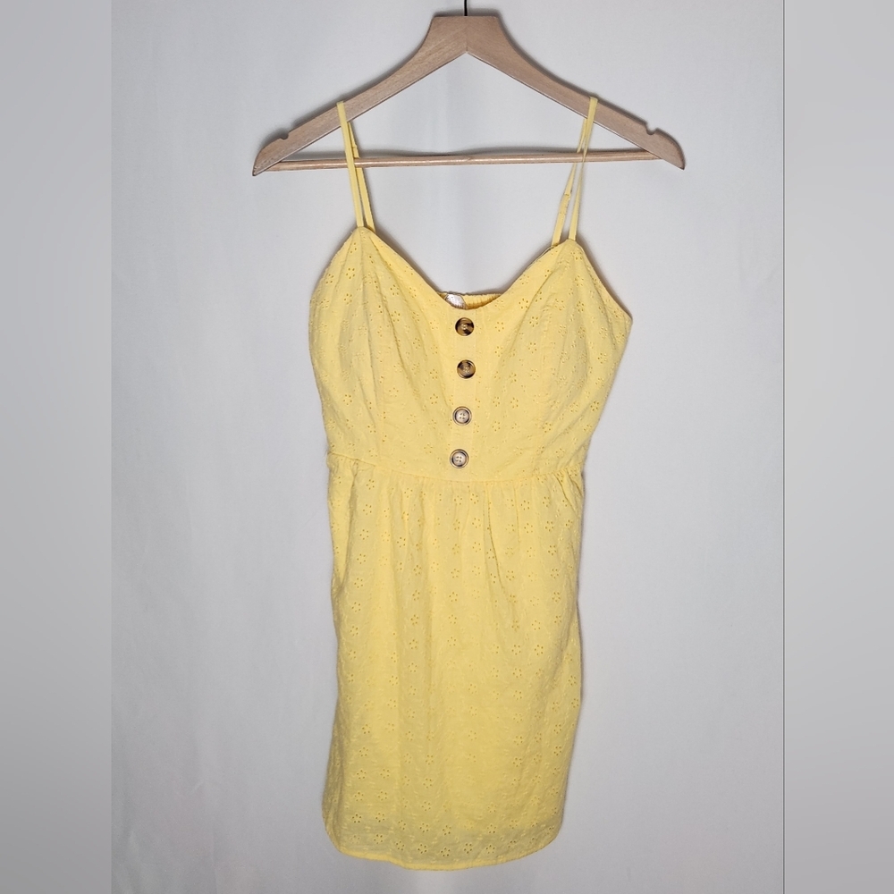 Yellow Eyelet Sundress With Button Accentd J For Justify Size Small